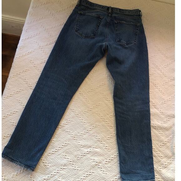 Gap Athletic Fit Blue Jeans Mens 30x32 Mid Rise Tapered Blue Denim Medium Wash - Picture 3 of 6